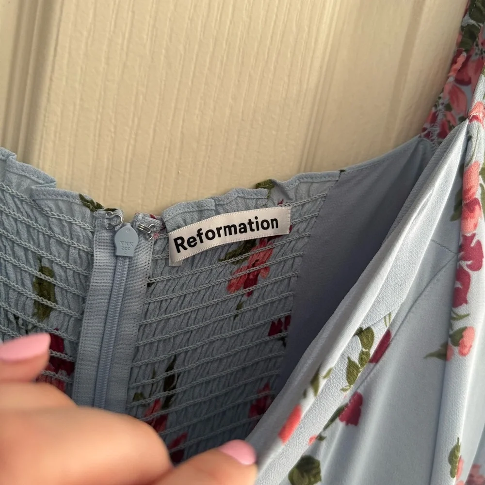 Reformation Shelby Floral Midi Dress in Light Blue with Pink Blooms - Picture 6 of 6